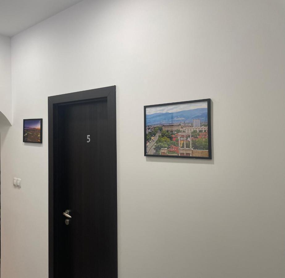 Manana Guest Rooms พลอฟดิฟ ภายนอก รูปภาพ